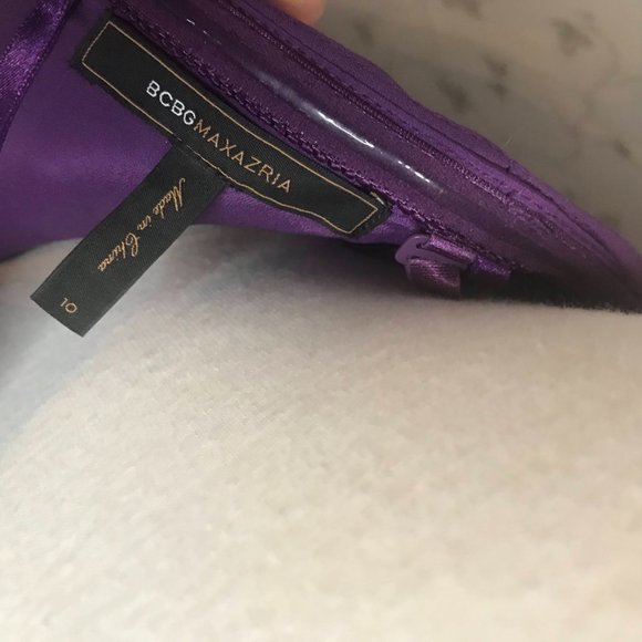 LIKE NEW - BCBGMAXAZRIA Purple Dress with optional straps - Size 10 - Picture 5 of 6